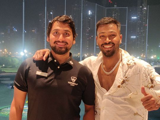 Mumbai Indians' Hardik Pandya with Topgolf coach Maninder Singh