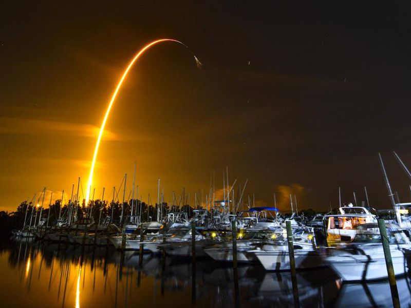 SpaceX_300821