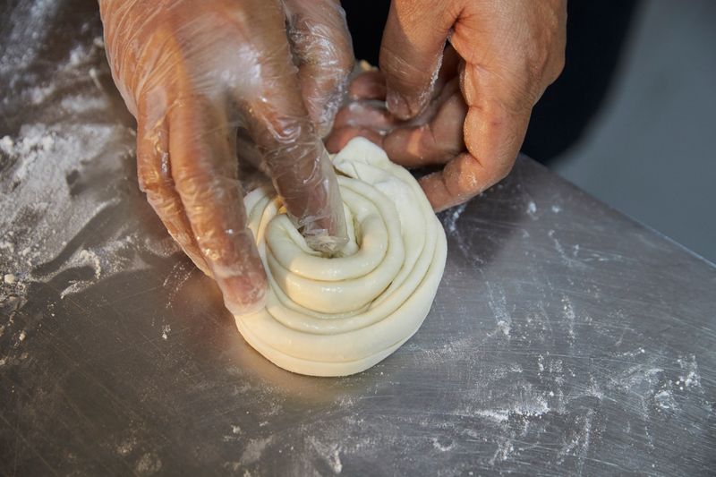 Make a spiral with the dough 