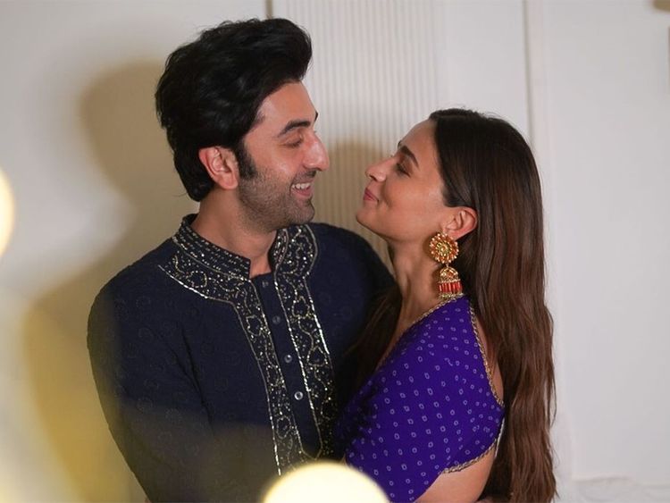 Ranbir & Deepika's Plan Foiled!