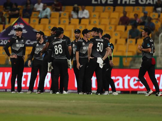 New Zealand are back in the game as Buttler falls