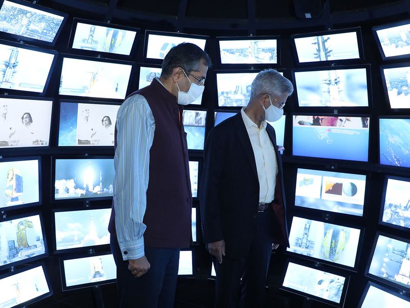 India’s External Affairs Minister Dr S Jaishankar ( right) tours the India Pavilion at Expo 2020 Dubai along with the Indian Ambassador to the UAE Pavan Kapoor on Monday.