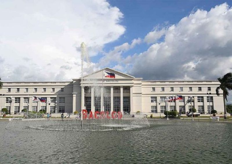 NEGROS OCCIDENTAL: Bacolod City is the capital of Negros Occidental city hall