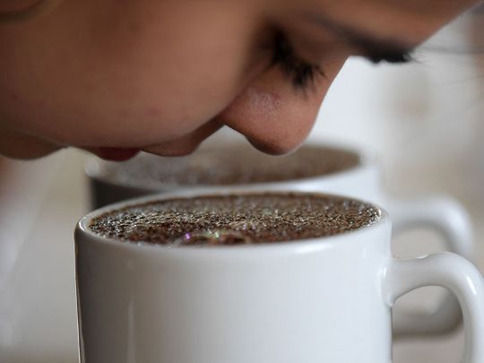 تعتاد على القهوة باهظة الثمن حيث يواجه العالم عجزًا في أرابيكا ، ومن المحتمل أن يكون مذاقها سيئًا أيضًا