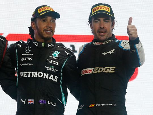 F1: Hamilton (left) & Alonso