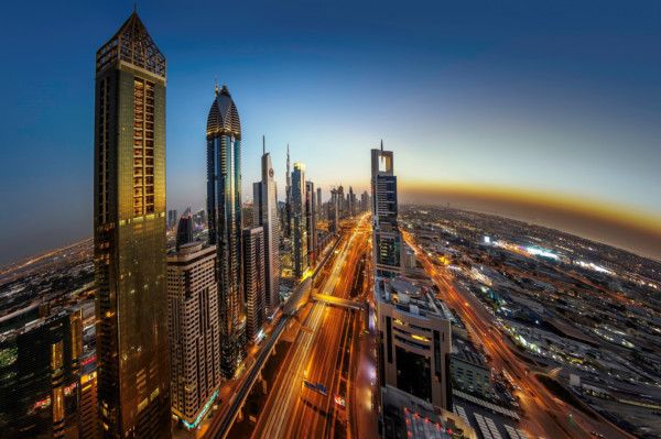 Dubai skyline-1637770635444