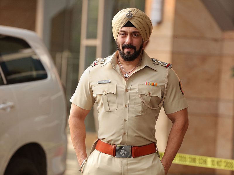 Salman Khan as a Sikh cop in 'Antim: The Final Truth'