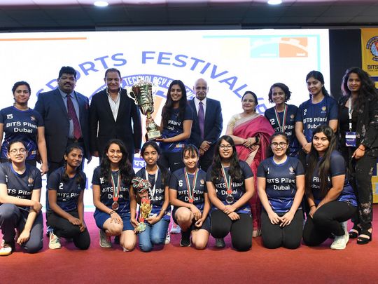 Former India cricket captain Mohammad Azharuddin with students at the BITS Pilani Sports Festival