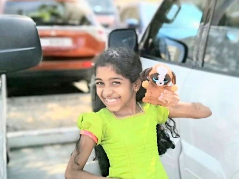 Jhanvi-with-her-old-toy-Icey-(Read-Only)