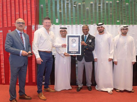 RTA-and-Aramex-officials-receive-Guinness-World-Record-for-most-greetings-cards-for-UAE-Golden-Jubilee-in-Dubai-1638707476491