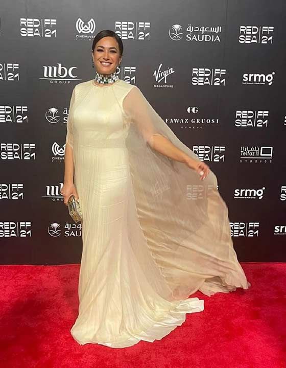 Hend Sabri looked ravishing in a custom dress from her favourite Saudi Designer Honayda 