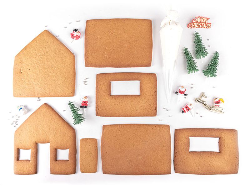 DIY gingerbread house