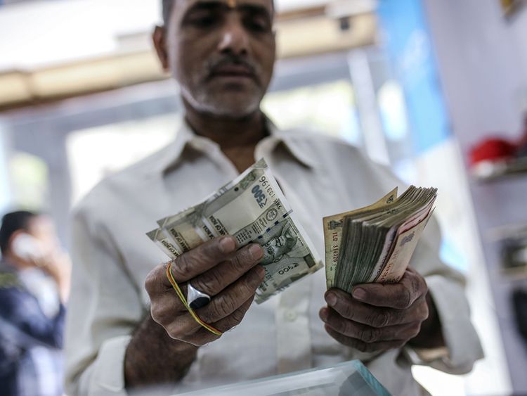 Indian rupee rises; USD/INR momentum seen weak ahead of Fed