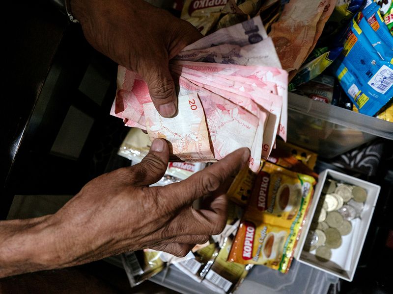 Stock - Philippines economy - Peso