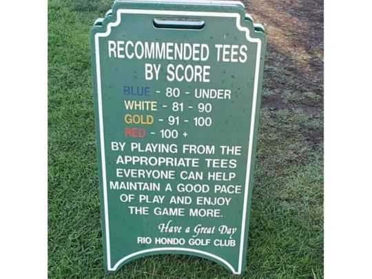 A sign at the first tee at Rio Hondo Golf Club 