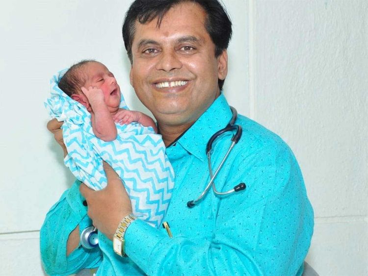 Fuck With Mother In Beti X Video - India: Maharashtra doctor Ganesh Rakh's battle for the girl child turns 10  | India â€“ Gulf News