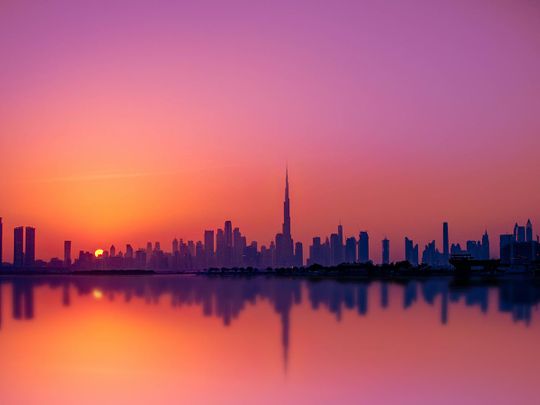 STOCK Dubai skyline