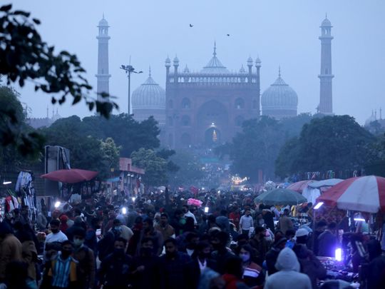 crowds india-1641987920860