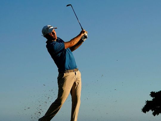 Russell Henley leads the Sony Open