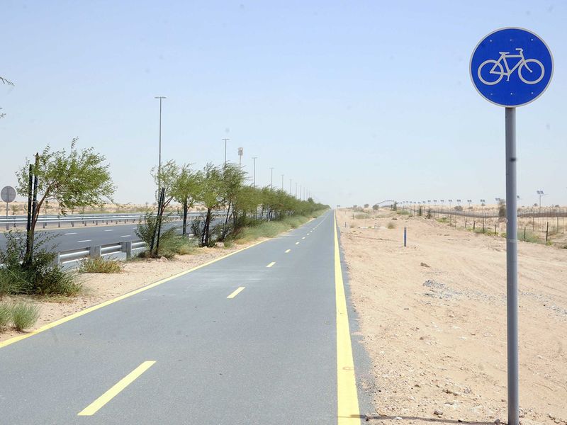 Dubai_Destinations_Cycling_Tracks_SIGN-1642935162510