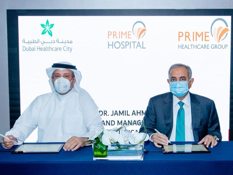 Dr-Jamal-Abdulsalam-CEO-of-DHCA-with-Dr-Jameel-Ahmed-,-Managing-Director-of-Prime-Health-Care-Group-1643117318715
