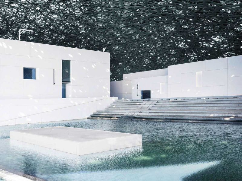 Louvre Abu Dhabi possess its own microclimate that is inspired by traditional Emirati homes. Credits: