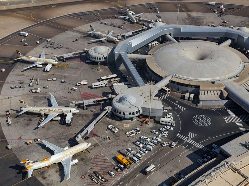 Stock Abu Dhabi International Airport