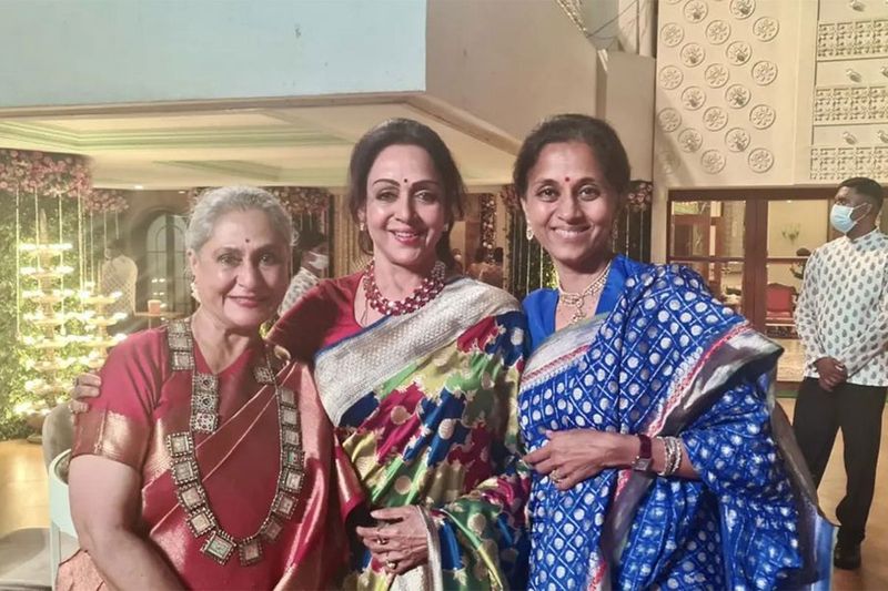  Jaya Bachchan, Hema Malini and Supriya Sule