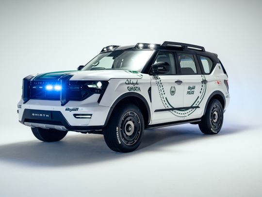 Dubai Police Ghiath Smart Patrol on Display at Custom Show Emirates 2022 (5)-1648200477696