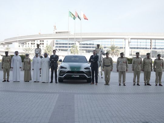 Lamborghini_URUS_joins_Dubai_Police_Fleet_of_Super_Patrols-1648282785066