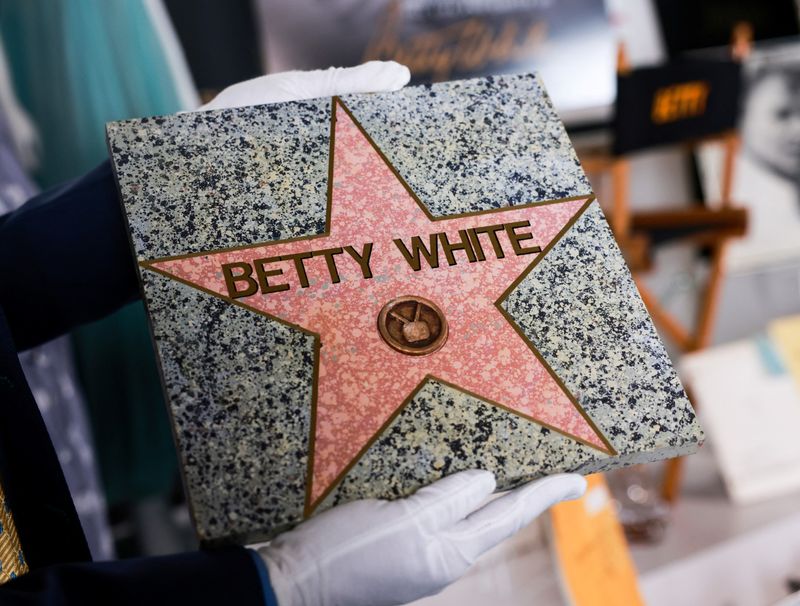 Betty White auction 9-1649314464404