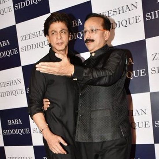 Shah Rukh Khan at Baba Siddique's Iftaar party