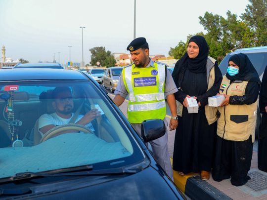 shj police red crescent iftar meals-1650264988272