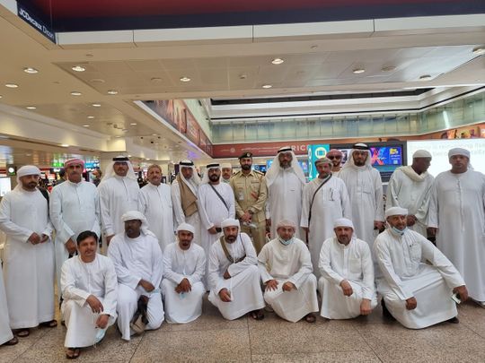 Dubai_Police_fully_sponsors_50_employees_for_Umrah_(1)-1653121133803
