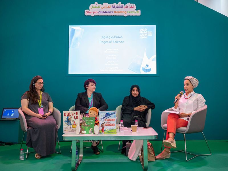 shj-reading-festival-panel-on-tech-and-books-1653225619653