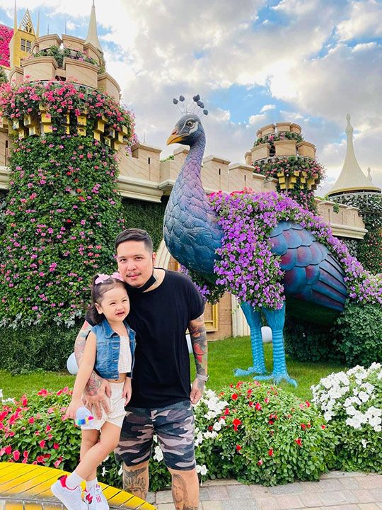 Jericho Dizon with his daughter