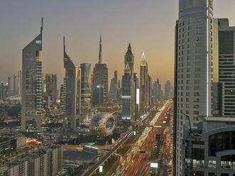 Visiting the UAE: What are my driving options?