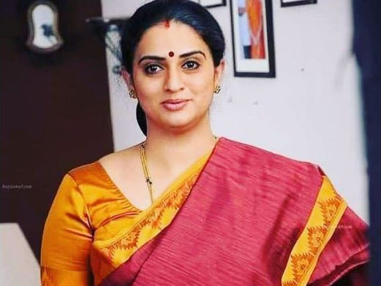 Actress Pavithra Lokesh lodges complaint against stalkers | South-indian –  Gulf News