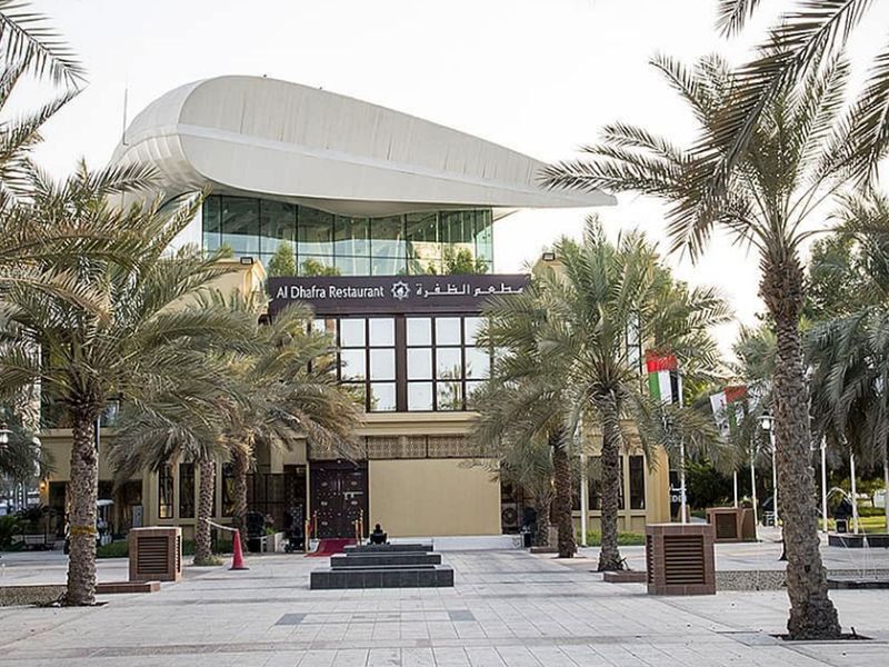 Abu-Dhabi-Cultural-icons---Al-Dhafra-restaurant