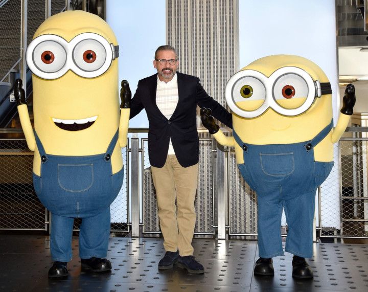 Copy of Steve_Carell_and_Minions_Light_Empire_State_Building_81885.jpg-608be [1]-1657083582368