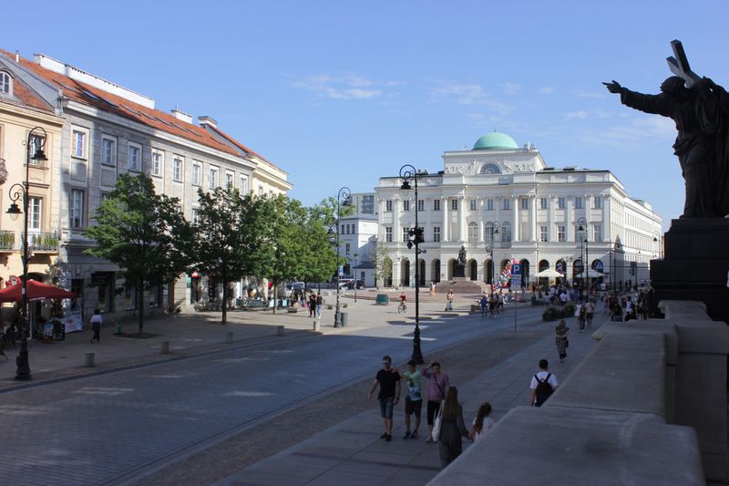 Krakowskie Przedmiescie Street - Essay