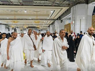 UAE makes flu shot mandatory for Umrah, Hajj pilgrims