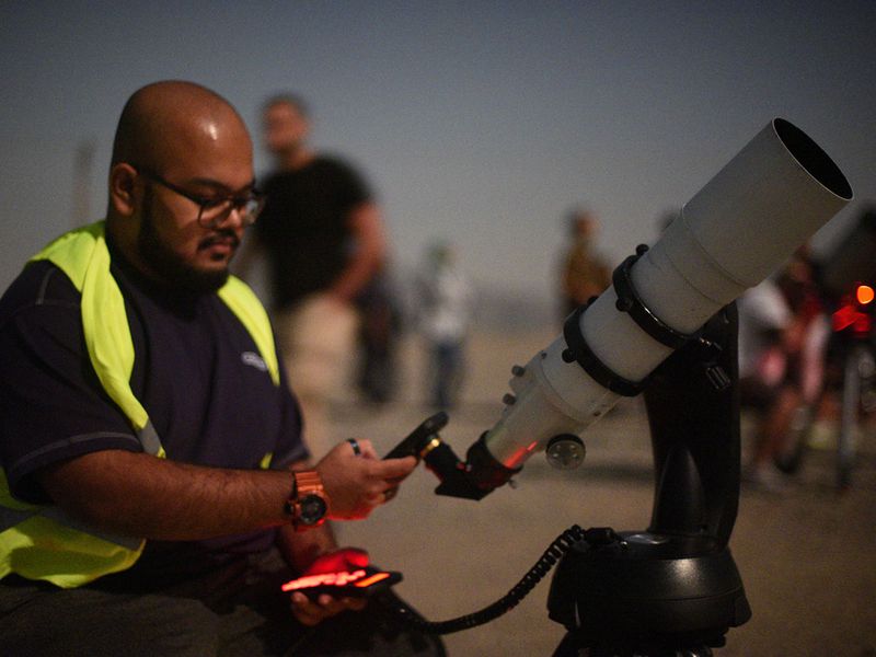 Amateur astronomers view supermoon, meteor shower at Jebel Jais