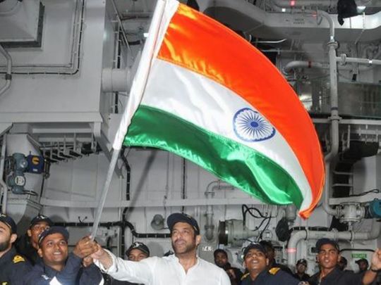 Salman Khan waving the Indian flag