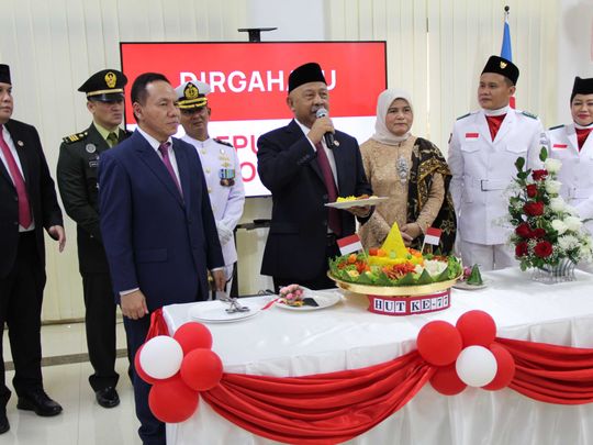 Indonesian Ambassador Husin Bagis leading the celebration in Abu Dhabi-1660746787484