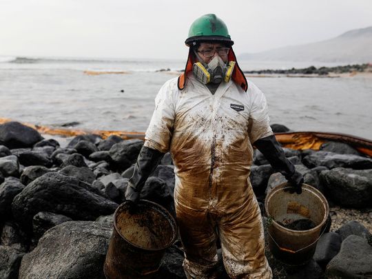 2022-08-24T024254Z_1668160262_RC259S968Z07_RTRMADP_3_PERU-OIL-SPILL-(Read-Only)