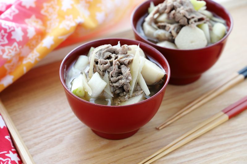 Taro root beef soup