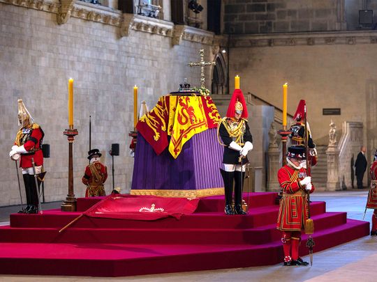 Photos Queen Elizabeth Ii Lies In State After Solemn Procession News Photos Gulf News 