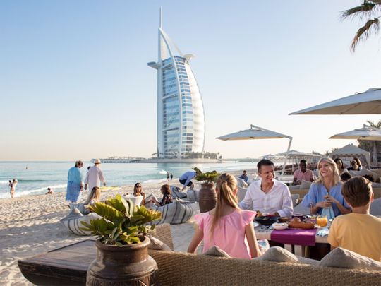 Dining-in-Dubai.jpg