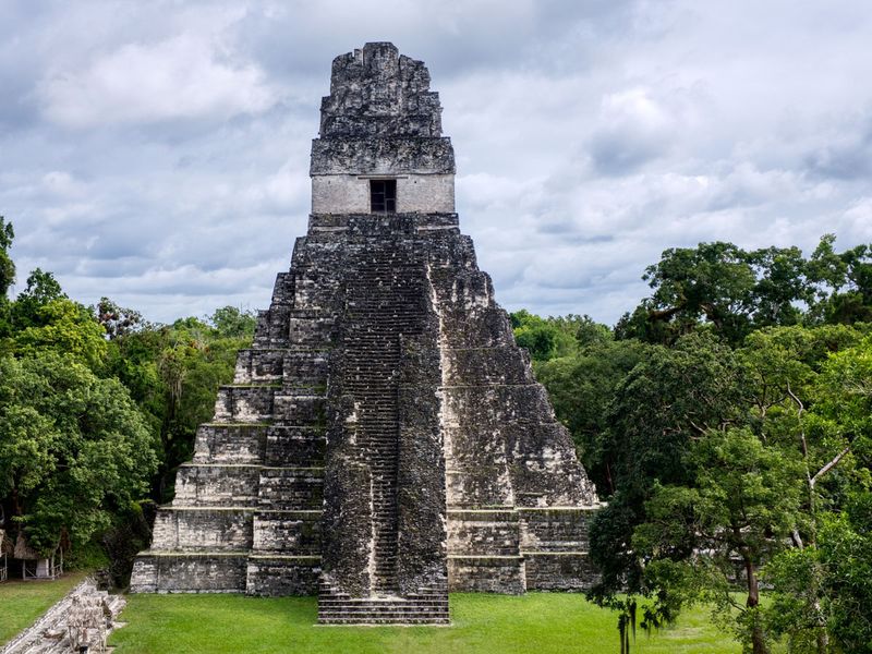 Guatemala: Pyramid Maya Temple Ruins 